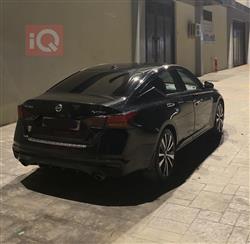 نيسان ألتيما